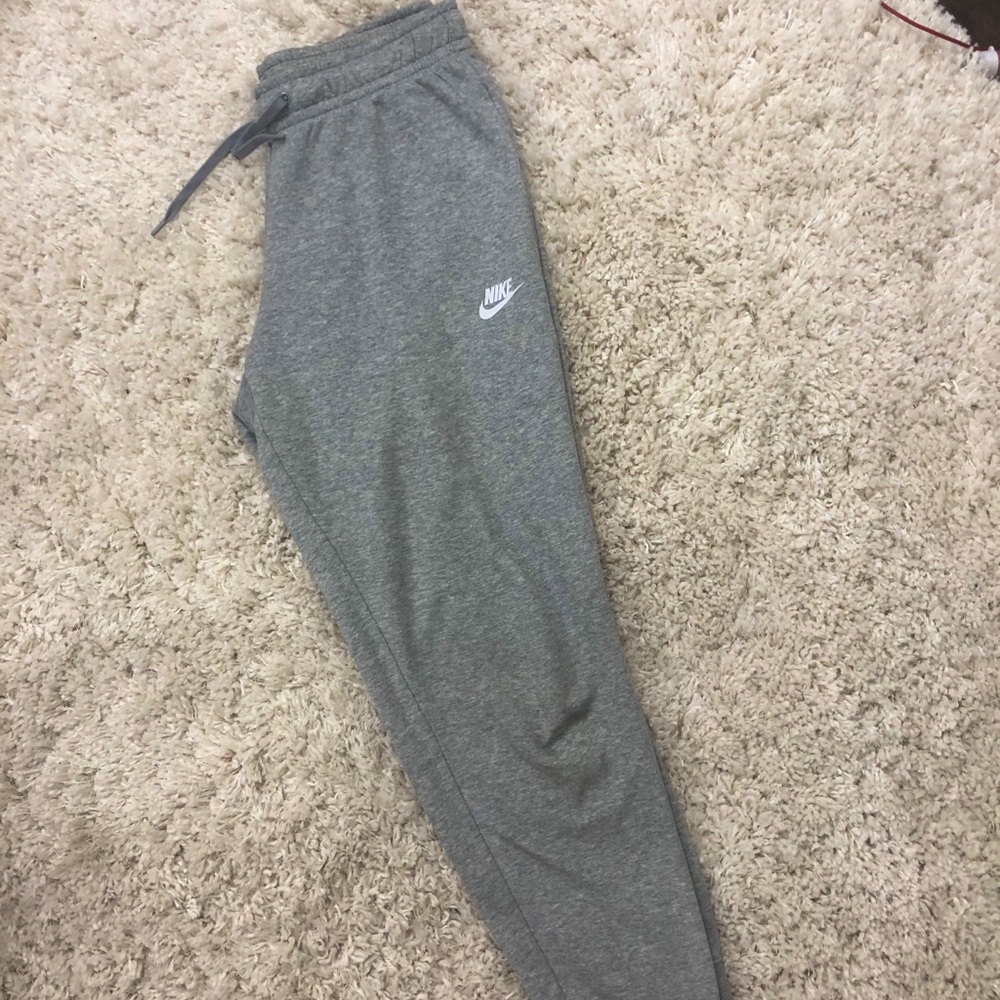 Nike joggers